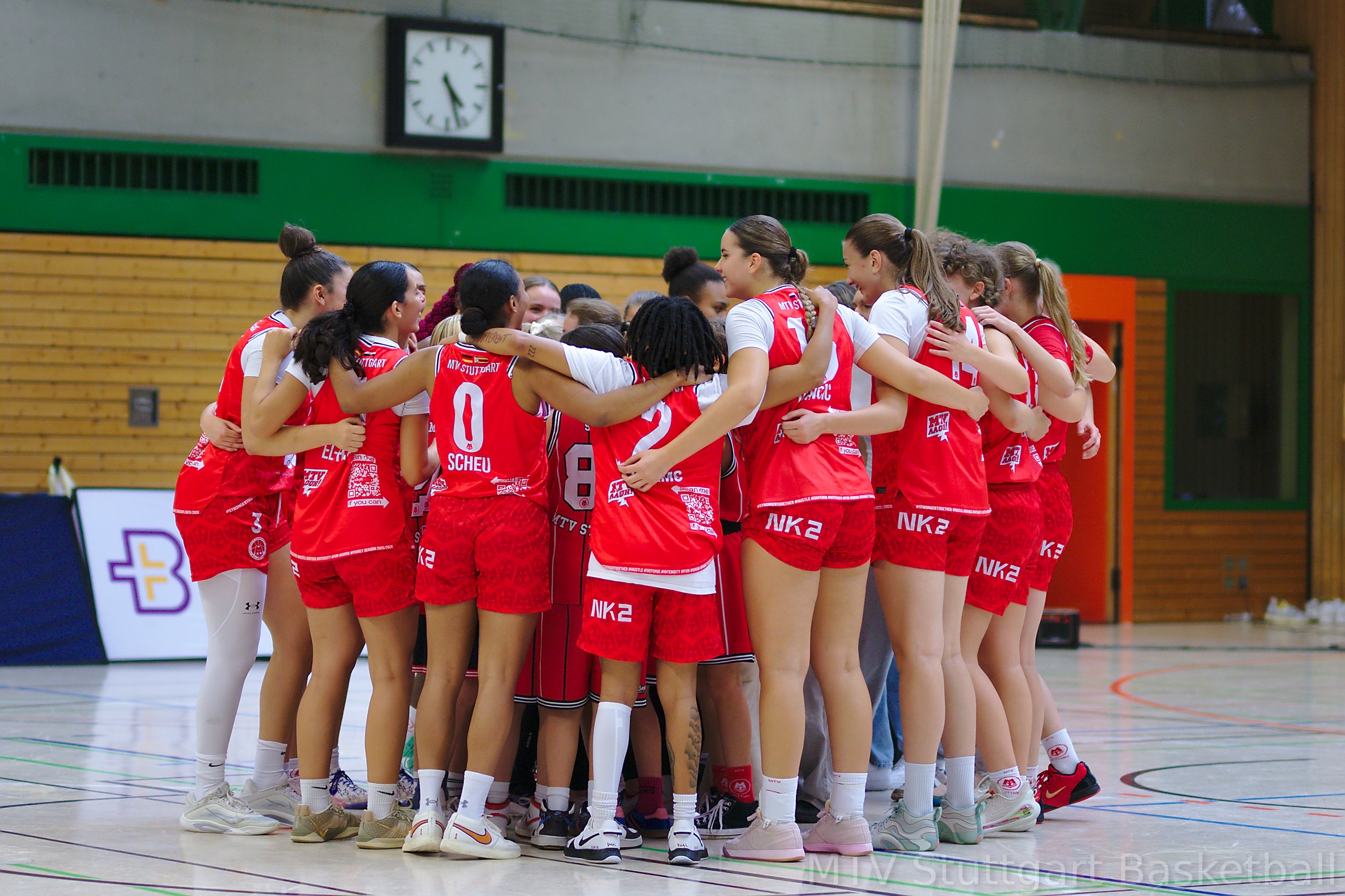 Kämpferisches Team