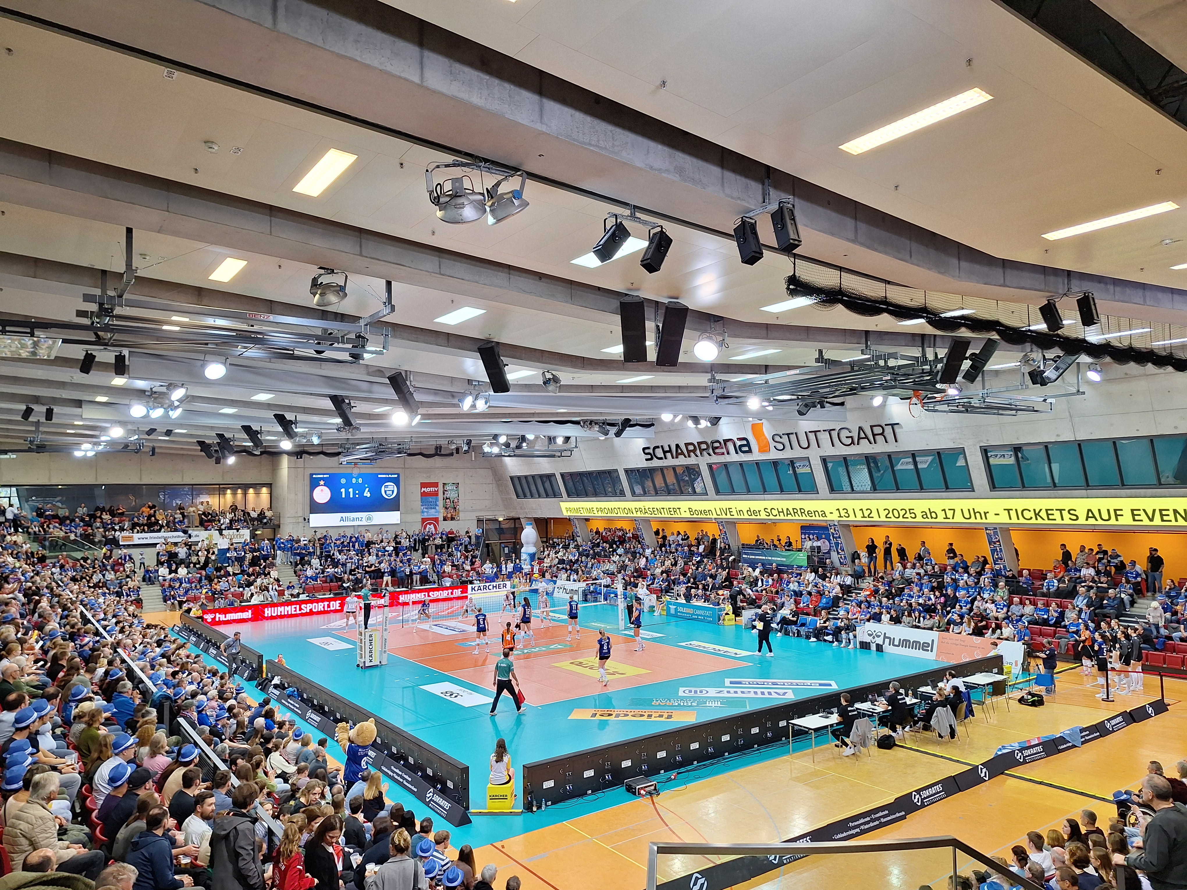 Bundesligaspiel in der SCHARRena